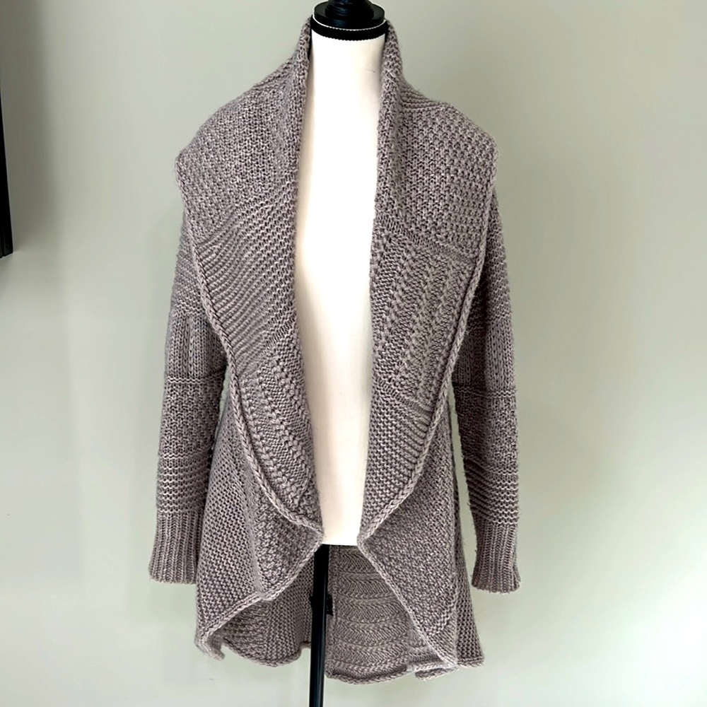 Dusty Rose/neutral long knit cardigan by Montana Co. Excellent condition S/M
